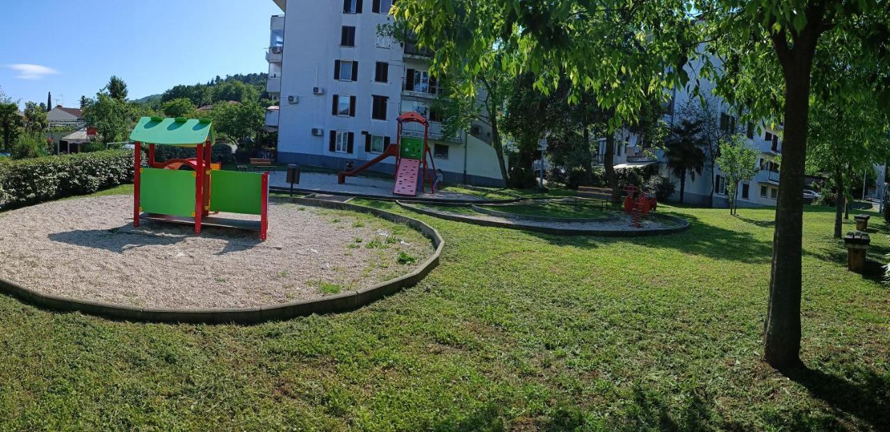 Apartman Leona Lovran Exterior foto